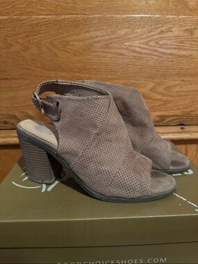 Good Choice Taupe Suede Peep-Toe Block Heel Sandals